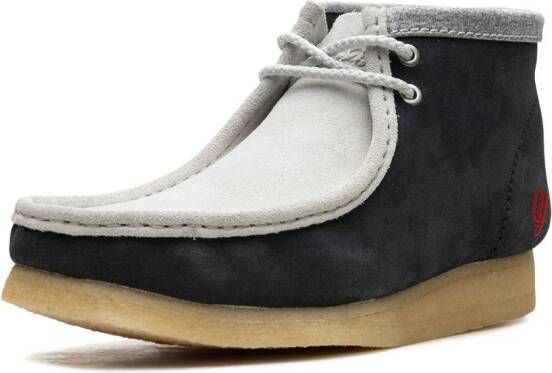 Clarks Wallabee "Navy Grey" suède laarzen Blauw