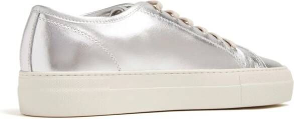 Common Projects Tournament Low metallic leren sneakers Zilver