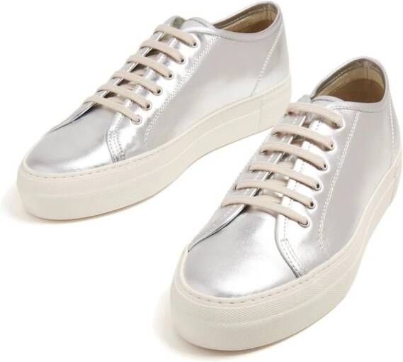 Common Projects Tournament Low metallic leren sneakers Zilver