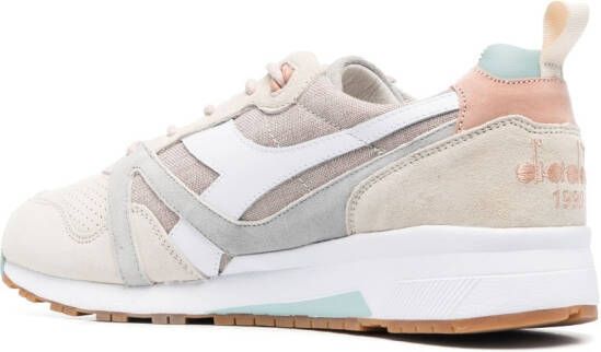 Diadora Sneakers met vlakken Beige