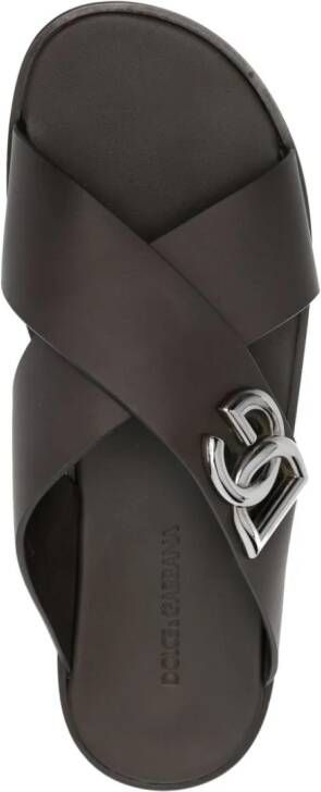 Dolce & Gabbana Sandalen met logoplakkaat Bruin