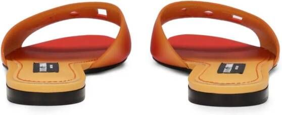 Dolce & Gabbana Ombré slippers met DG applicatie Oranje