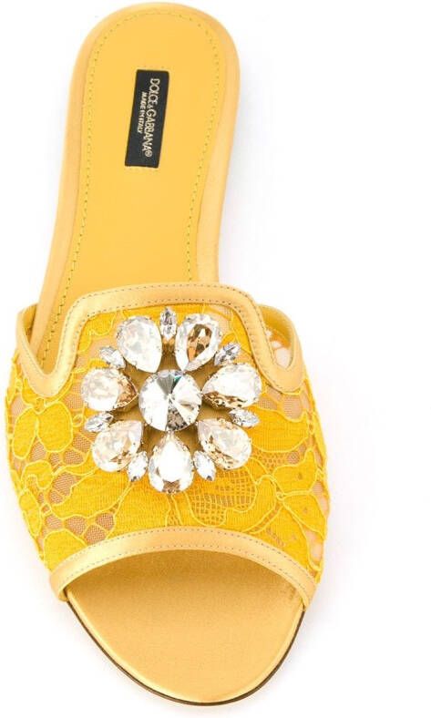 Dolce & Gabbana Sandalen met kristallen Geel