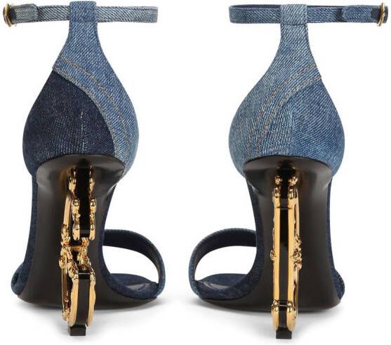 Dolce & Gabbana 105 mm sandalen met patchwork en DG-hak Blauw