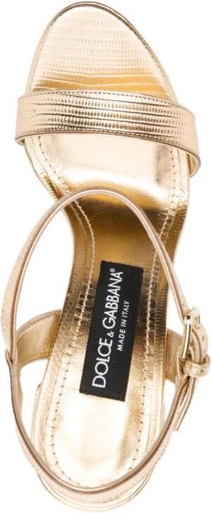 Dolce & Gabbana Sandalen met plateauzool Goud