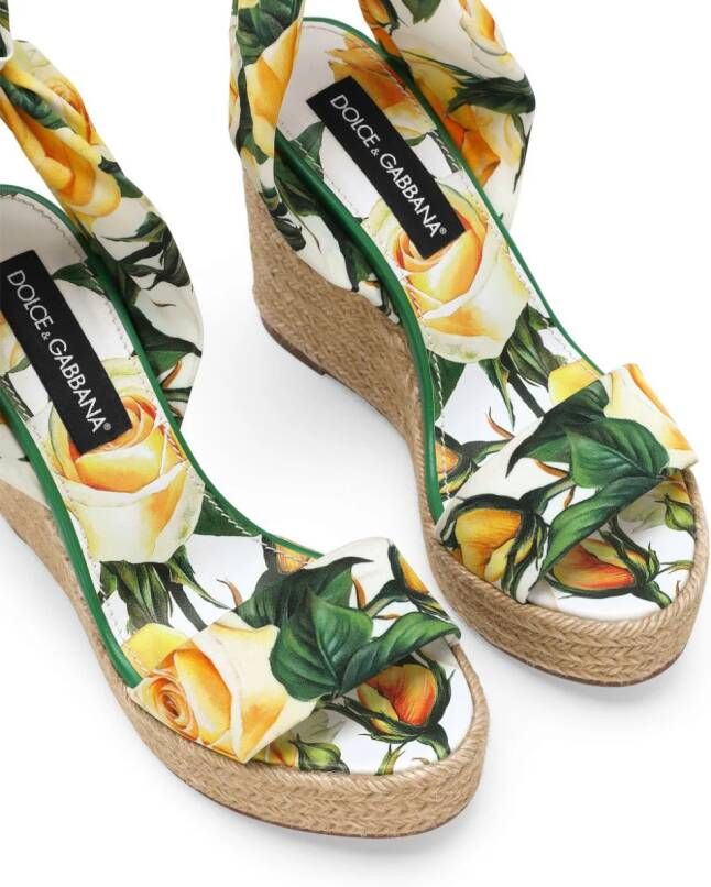 Dolce & Gabbana Sandalen met sleehak en bloemenprint Groen