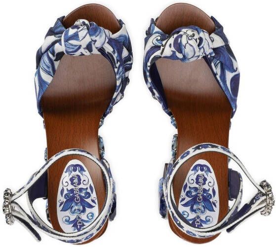 Dolce & Gabbana 90mm sandalen met sleehak en print Blauw
