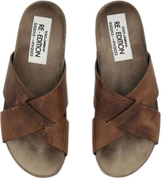 Dolce & Gabbana Gerafelde leren slippers Bruin