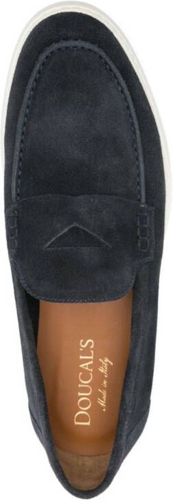 Doucal's Suède loafers met ronde neus Blauw