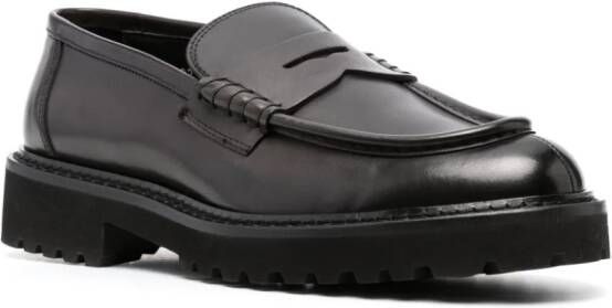 Doucal's Leren penny loafers Zwart