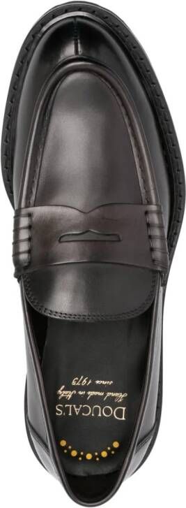 Doucal's Leren penny loafers Zwart