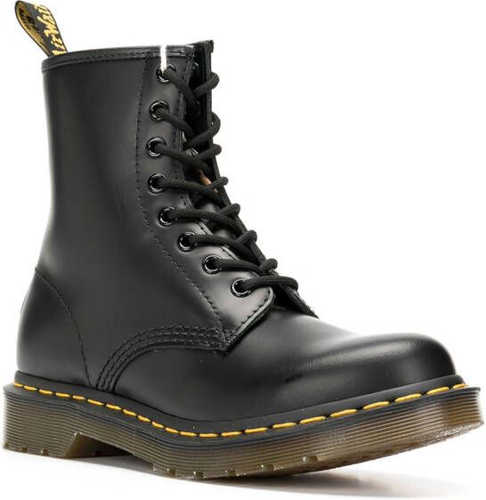 Dr. Martens Enkellaarzen met veters Zwart