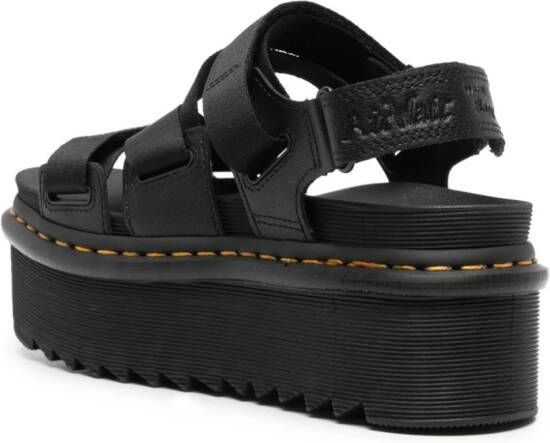 Dr. Martens Kimber sandalen met plateauzool Zwart