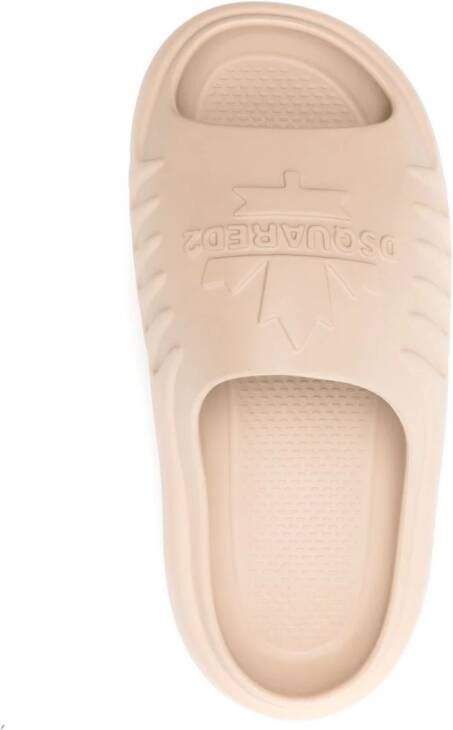 Dsquared2 Slippers met logo-reliëf en plateauzool Beige