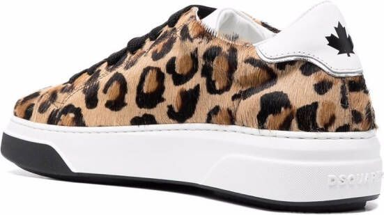 Dsquared2 Sneakers met luipaardprint Bruin