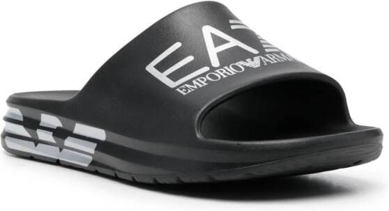 Ea7 Emporio Armani Slippers met logoprint Zwart