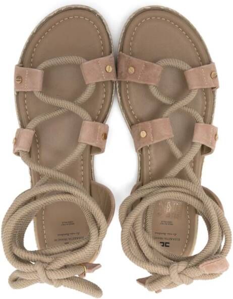 Elisabetta Franchi La Mia Bambina Leren sandalen met striksluiting Beige