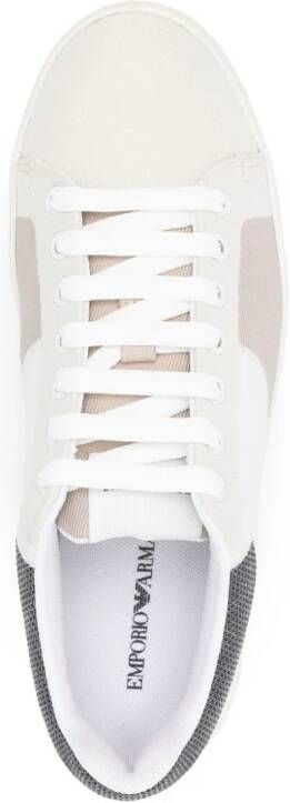 Emporio Armani Sneakers met colourblocking Beige