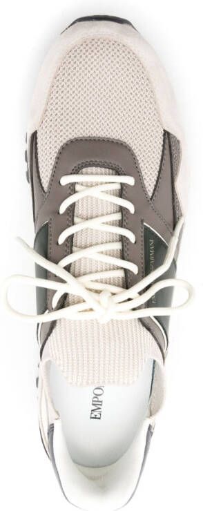 Emporio Armani Sneakers met colourblocking Beige