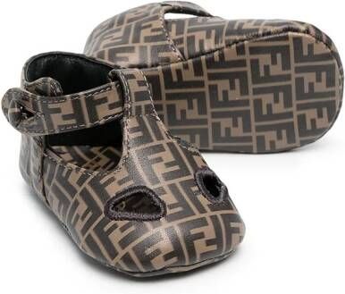 Fendi Kids Sandalen met FF patroon Bruin