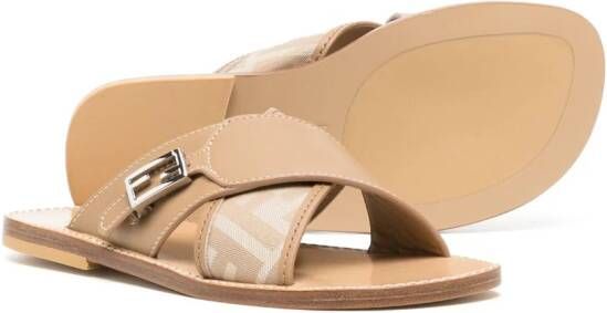 Fendi Kids Sandalen met gekruiste bandjes Bruin