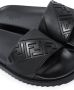 FENDI Slippers met FF reliëf Zwart - Thumbnail 2