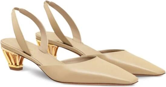 Ferragamo Alyssa slingback pumps met kooihak Beige