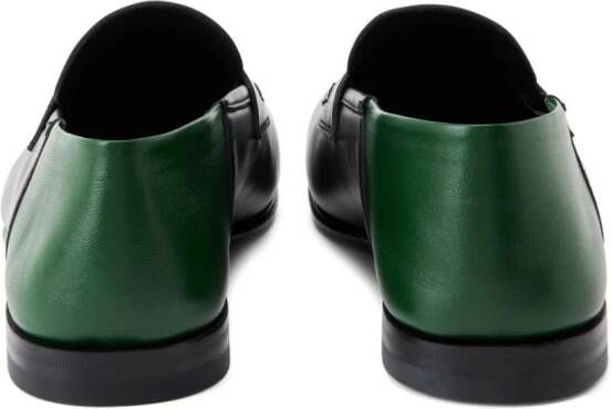 Ferragamo Leren loafers met logo-applicatie Zwart