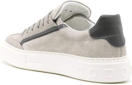 Ferragamo Borg 5 low-top sneakers Grijs
