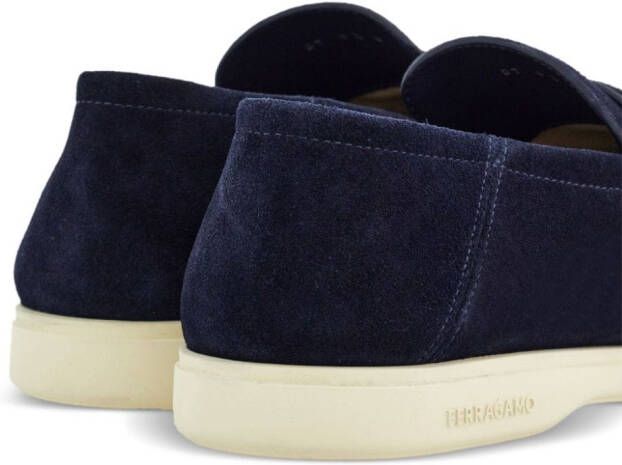 Ferragamo Deconstructed Gancini suède loafers Blauw