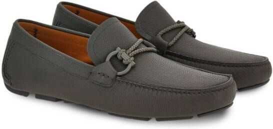 Ferragamo Loafers met Gancini-gesp Grijs