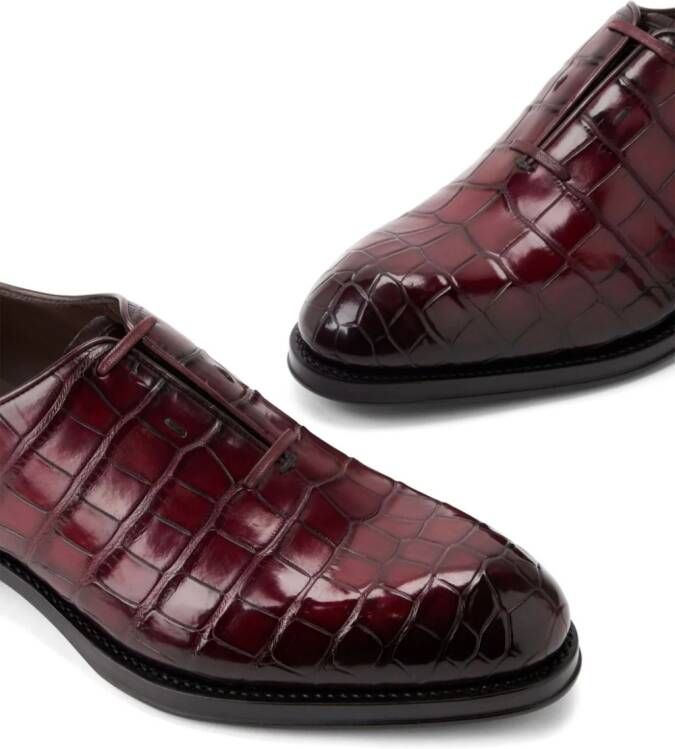 Ferragamo Oxford schoenen met krokodillenleer-effect Rood