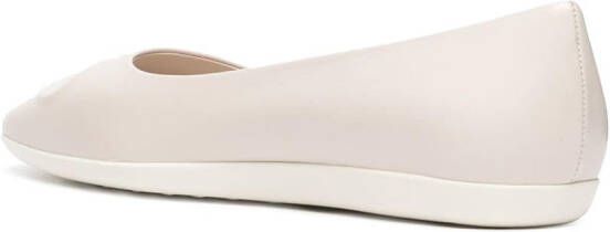 Ferragamo Gancini ballerina's Wit