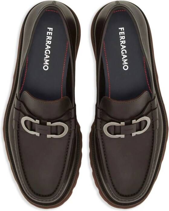 Ferragamo Loafers met Gancini-gesp Bruin