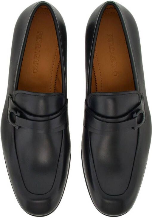 Ferragamo Loafers met Gancini-gesp Zwart