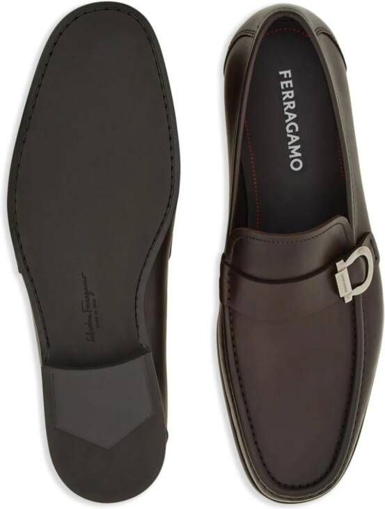 Ferragamo Gancini leren loafers Bruin