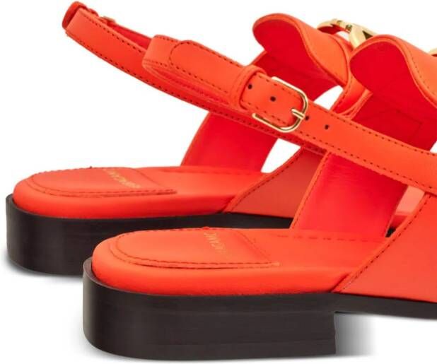 Ferragamo Gancini leren sandalen Oranje