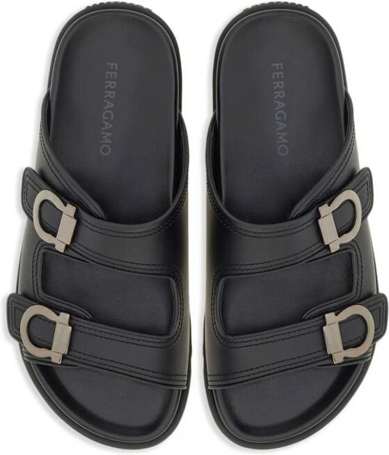 Ferragamo Gancini leren sandalen Zwart