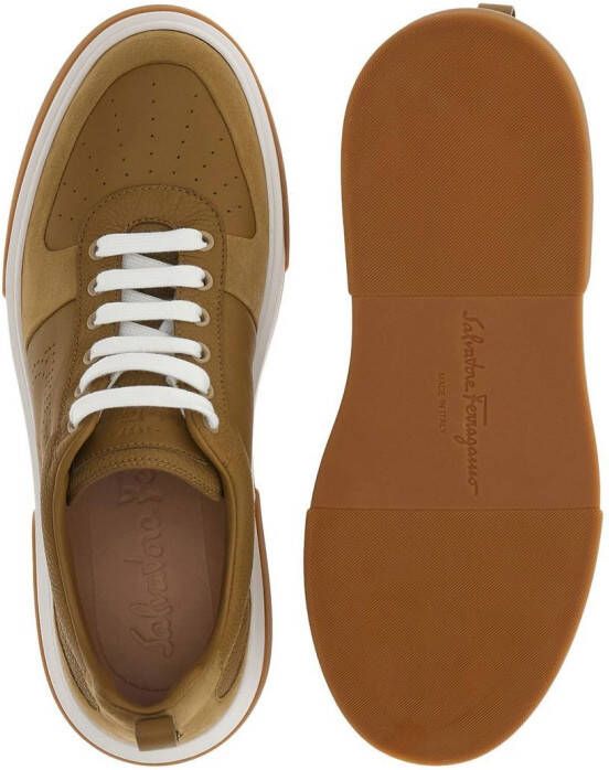 Ferragamo Gancini leren sneakers Beige