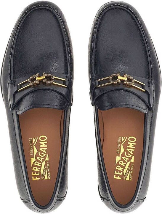 Ferragamo Gancini loafers met gesp Zwart