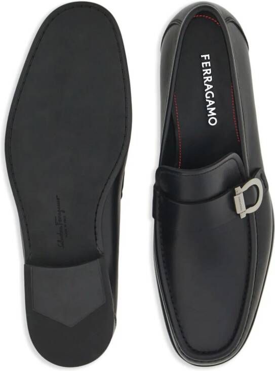 Ferragamo Loafers met Gancini-plakkaat Zwart