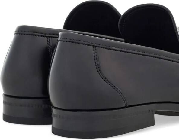 Ferragamo Loafers met Gancini plakkaat Zwart