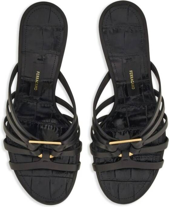 Ferragamo Gancini sandalen met sleehak Zwart