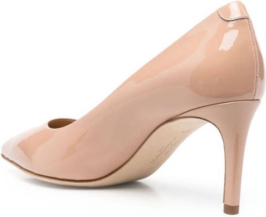 Ferragamo Glanzende pumps Beige