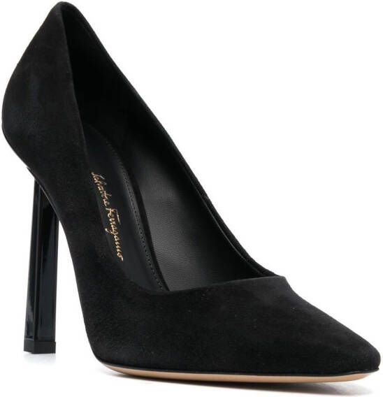 Ferragamo Justina suède pumps Zwart