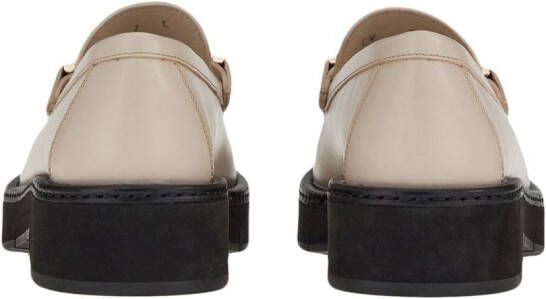 Ferragamo Loafers met Gancini plakkaat Beige