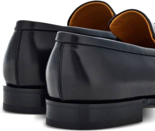 Ferragamo Loafers met Gancini-plakkaat Zwart