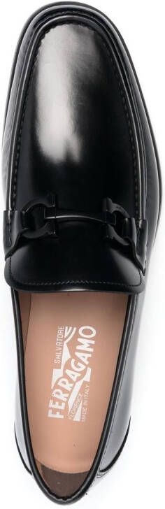 Ferragamo Loafers met Grandioso Gancini-gesp Zwart