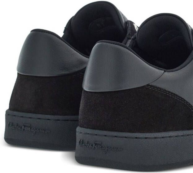 Ferragamo Low-top sneakers Zwart