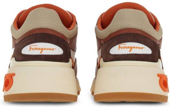 Ferragamo Low-top sneakers Bruin